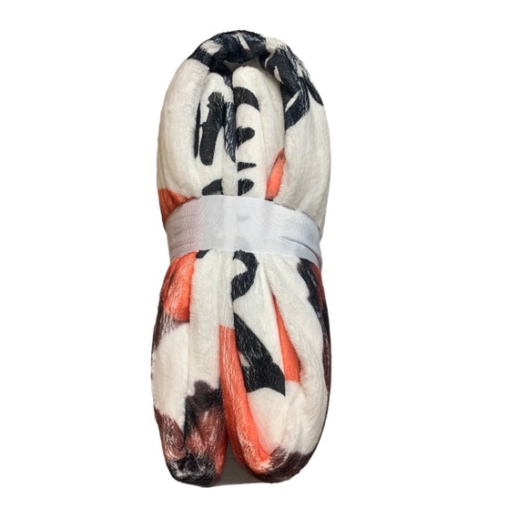 Bad bunny blanket - Picture 4 of 6